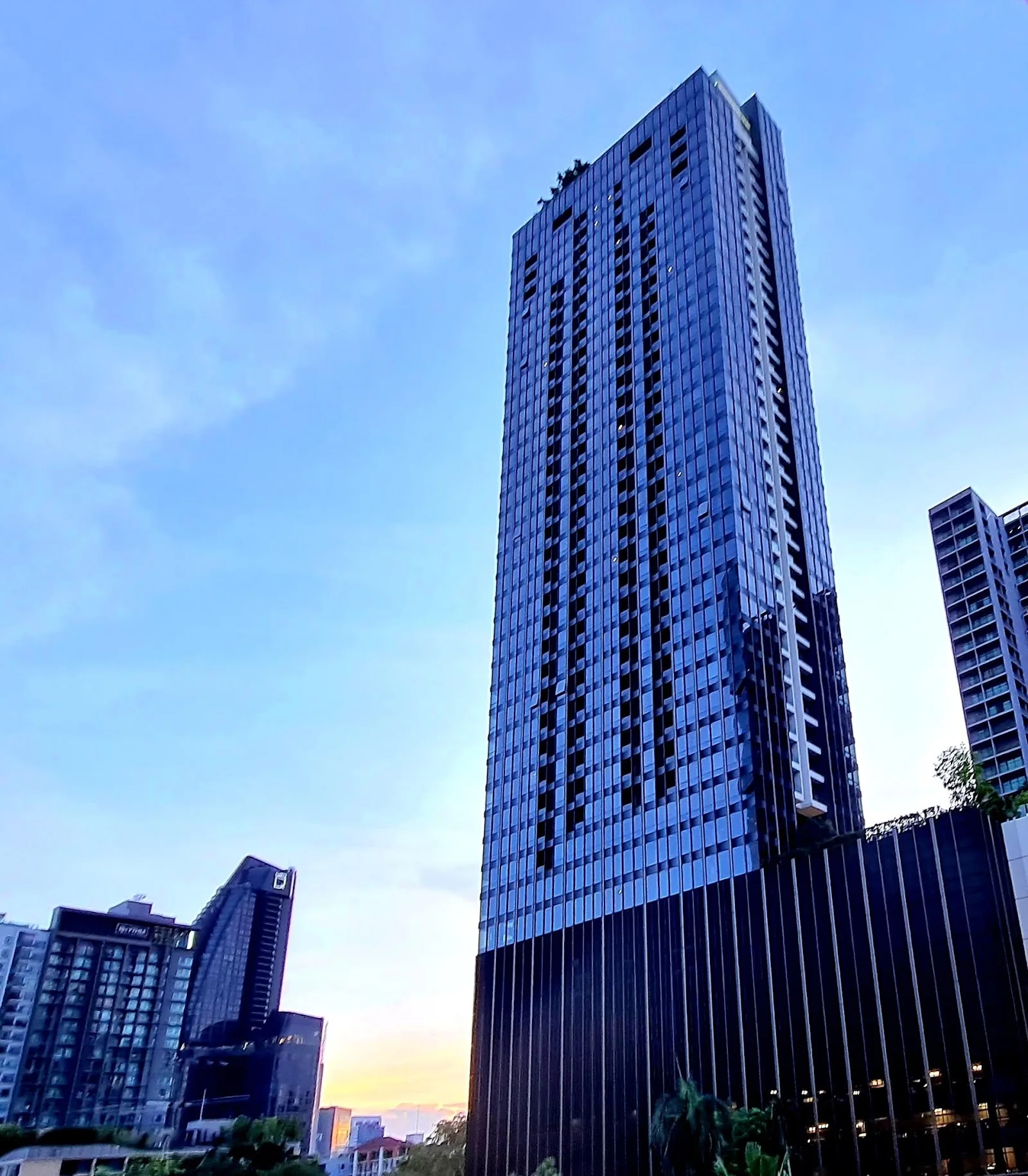 ภาพจริงของ THE ESSE Sukhumvit 36 ดิ เอส สุขุมวิท 36 ย่านทองหล่อ จาก Google Maps (รูปที่ 5)