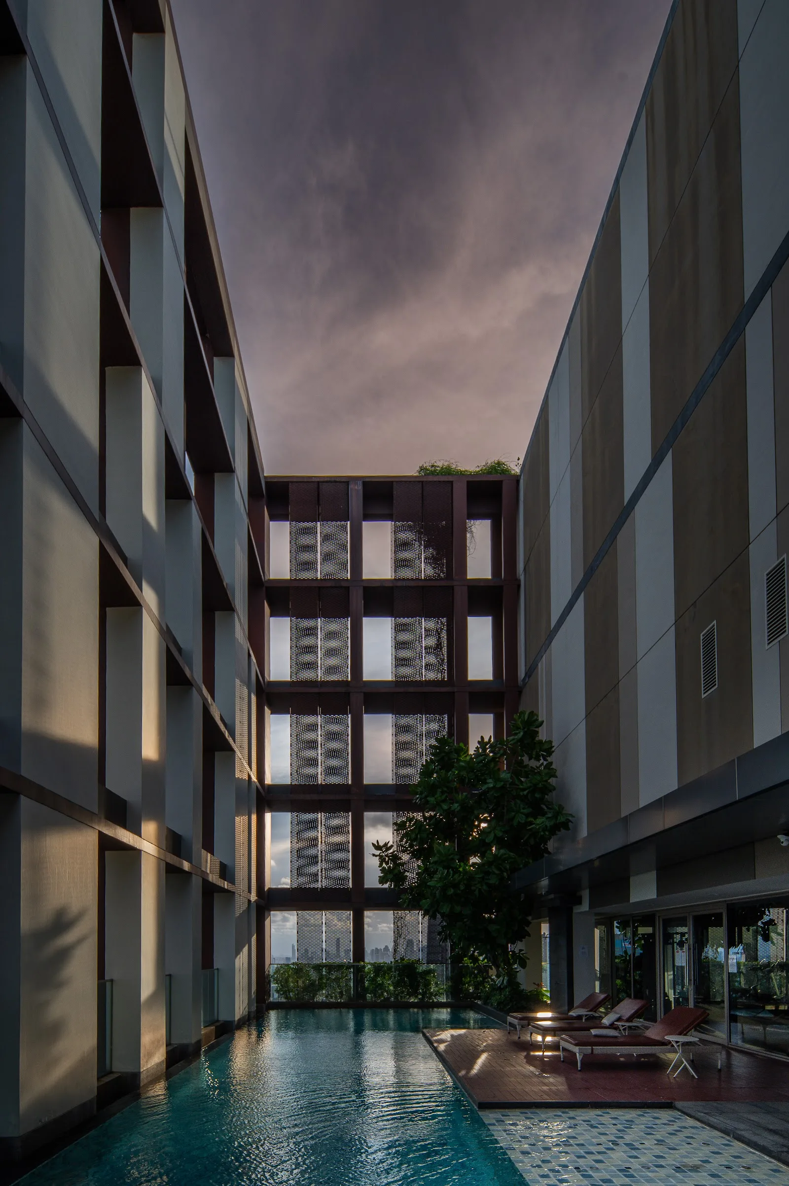 ภาพจริงของ แอชตัน มอร์ฟ 38 ย่านทองหล่อ จาก Google Maps (รูปที่ 3)