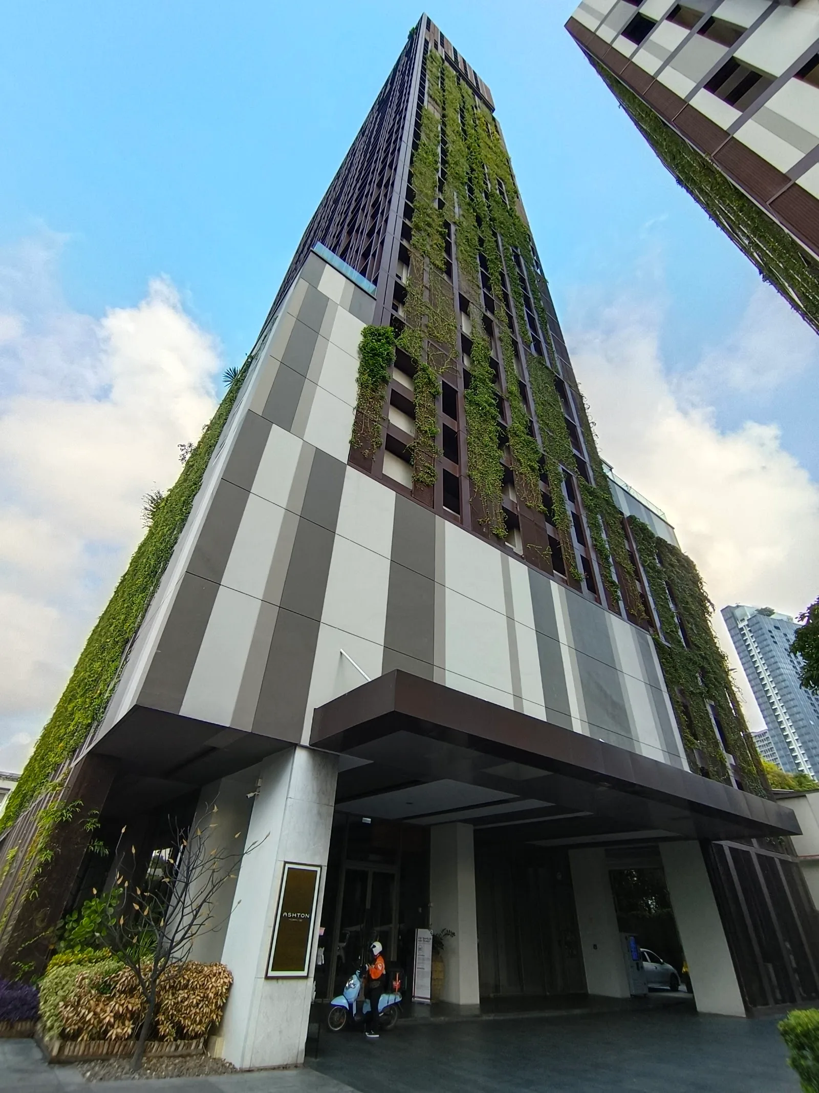 ภาพจริงของ แอชตัน มอร์ฟ 38 ย่านทองหล่อ จาก Google Maps (รูปที่ 5)